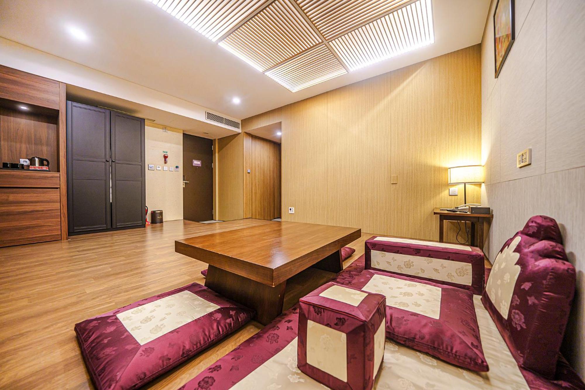 Hotel Gloucester