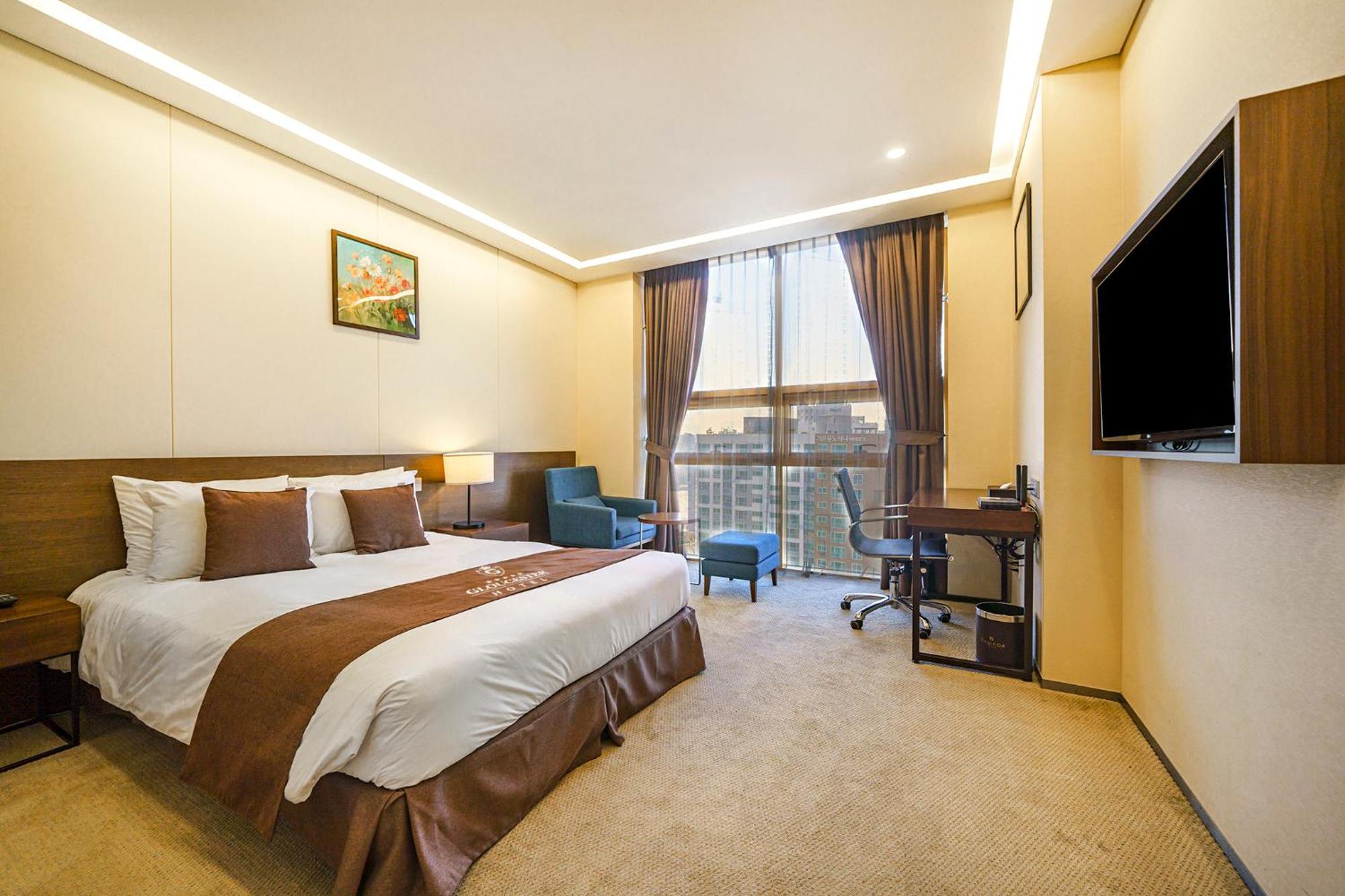 Gloucester Hotel