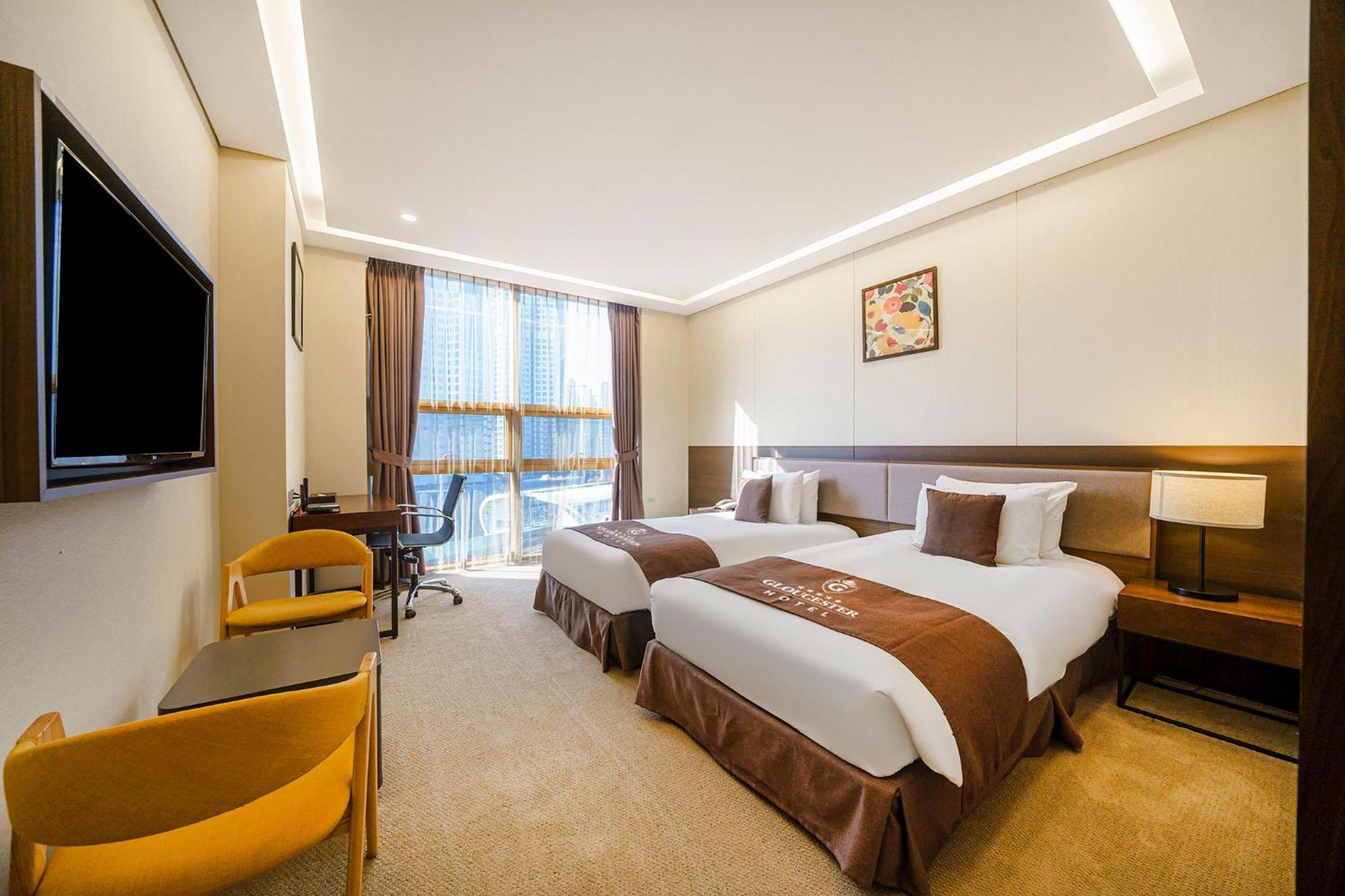 Gloucester Hotel 4*
