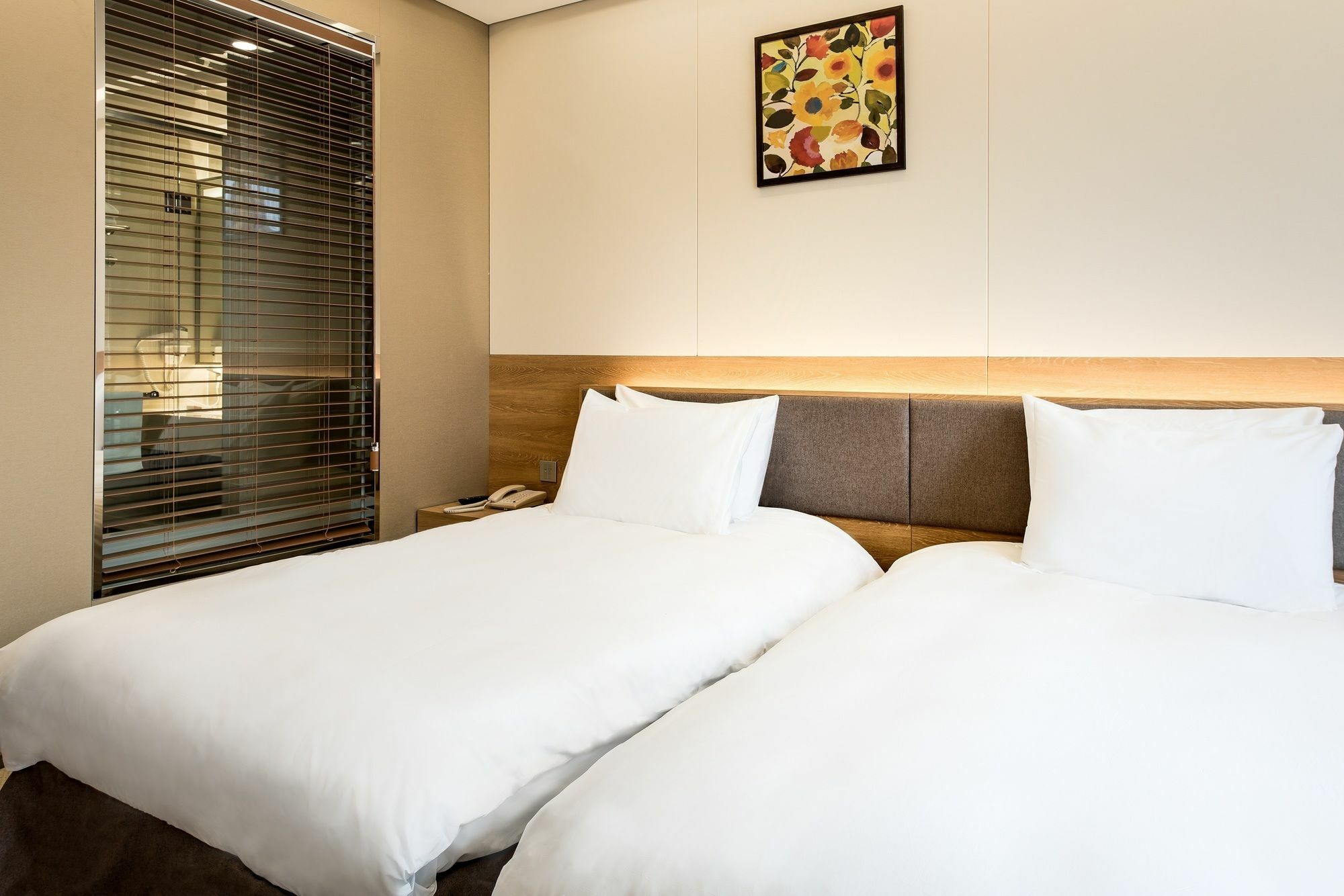 Gloucester Hotel 4*